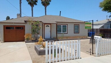Building Photo - 656 Corvina St