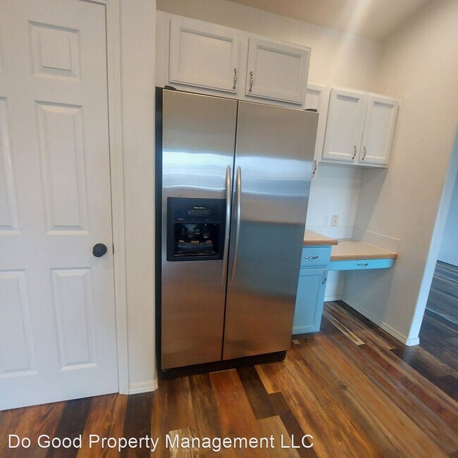 Building Photo - 4 br, 2 bath House - 416 Fall Drive