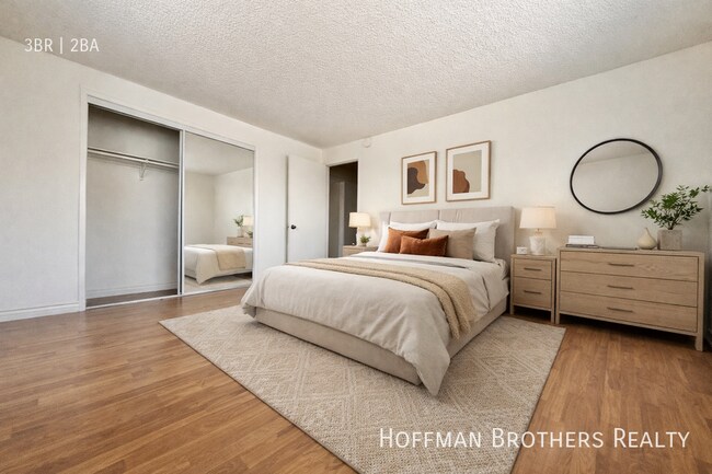 Foto del edificio - 316 E Hyde Park Blvd