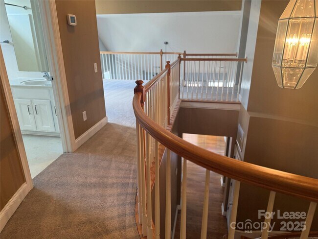 Foto del edificio - 296 Trillium St NW