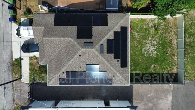 Building Photo - 2203 E 23rd Ave