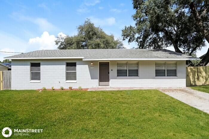 Foto principal - 13751 Adams St