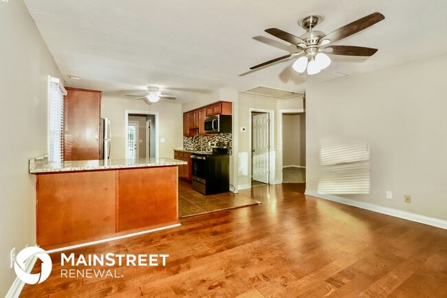 Foto del edificio - 4213 Searcy Ln