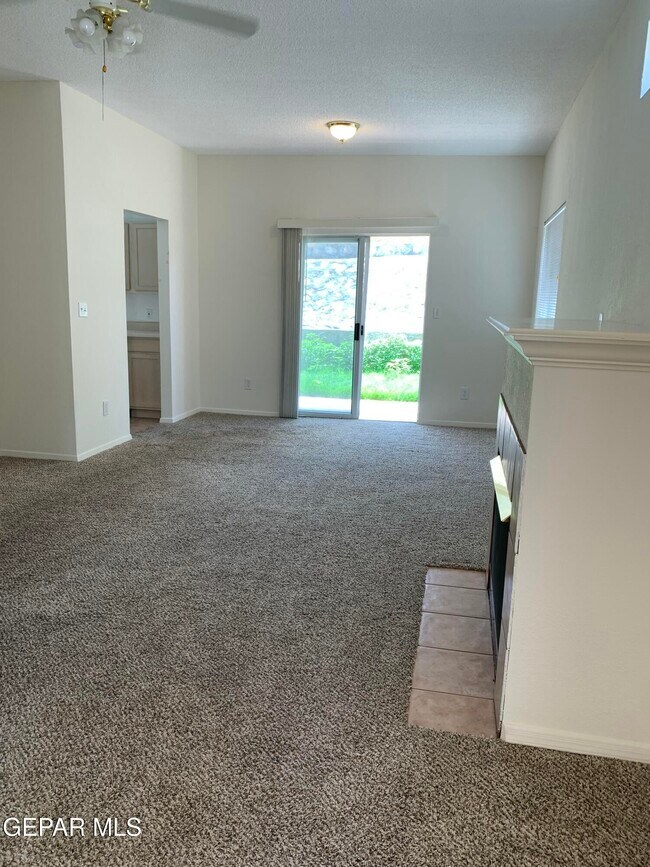 Foto del edificio - 2200 King James Ln Pl
