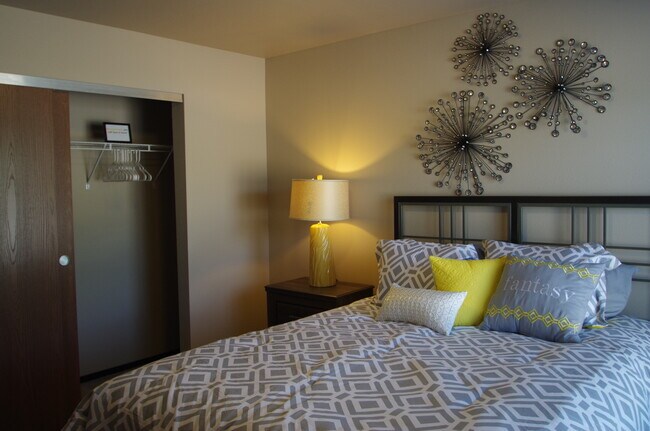 Lovely and Fab Bedroom - Citadel by Belcastle