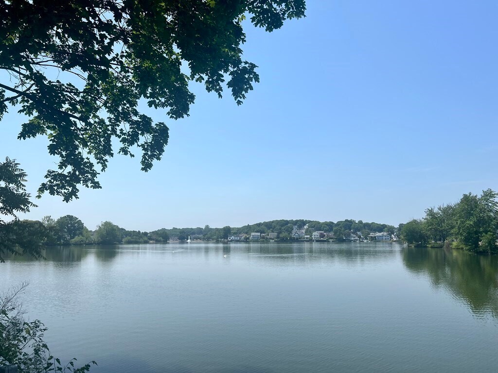 27 Pine Point Rd Lynn, MA 01904 Alquileres en Lynn, MA