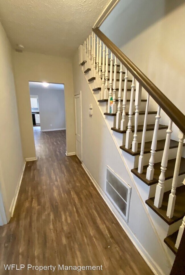 Foto del edificio - 2 br, 2 bath House - 1045 Brook St