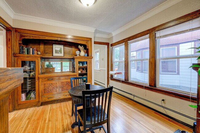 Foto del edificio - 832 Dayton Ave