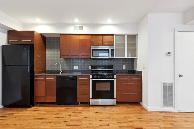 Foto del edificio - 1432 N Cadwallader St