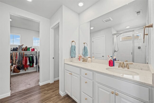 Foto del edificio - Windsor Home