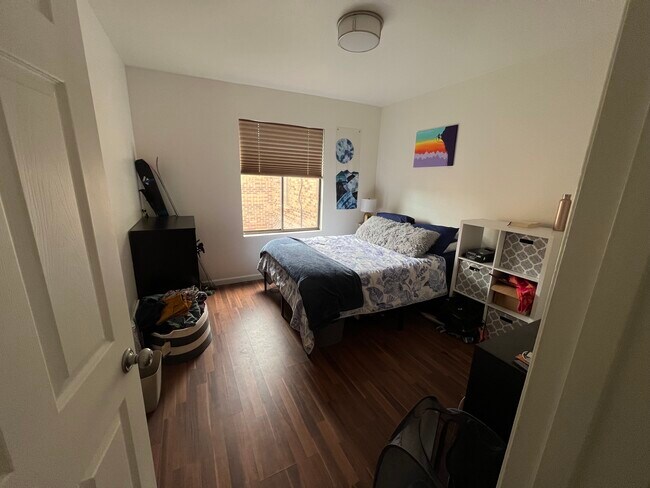 Building Photo - 830 E 3990 S