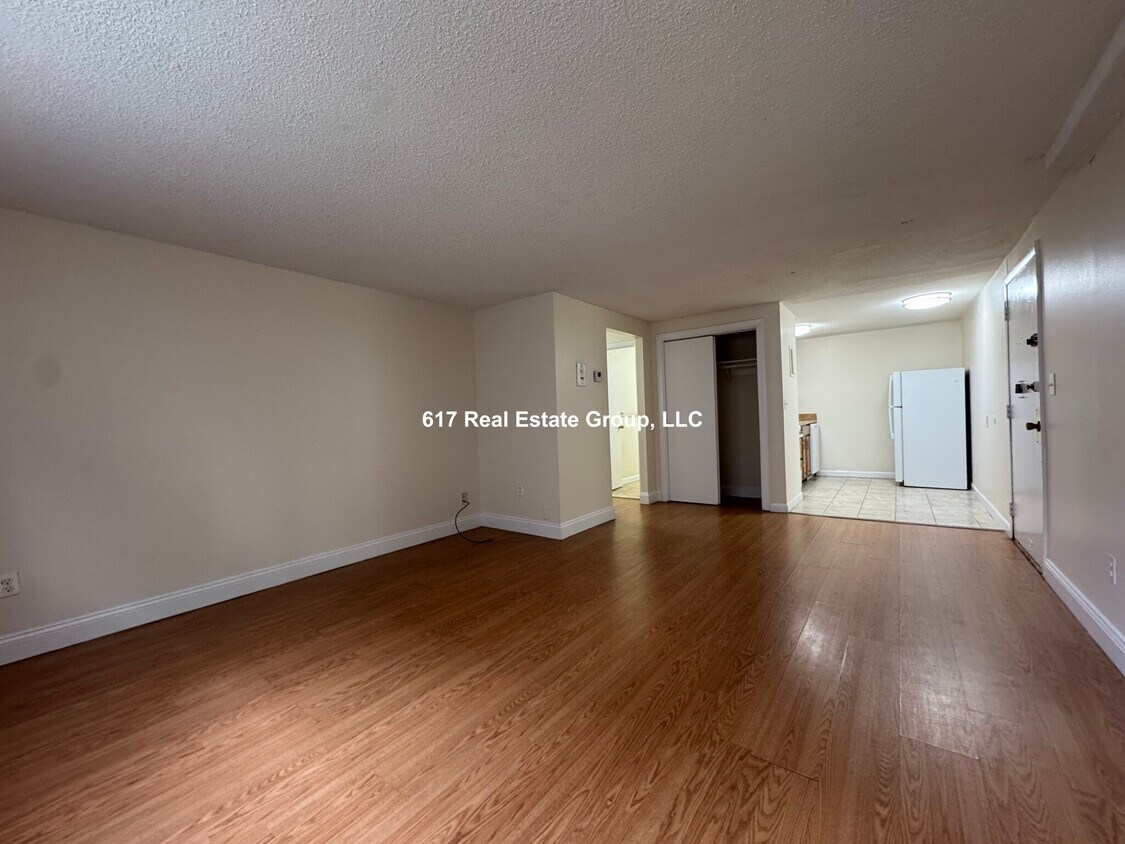 Foto principal - 90 Gardner St