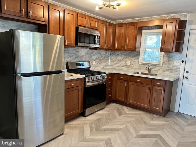 Foto del edificio - 38 Singley Ave