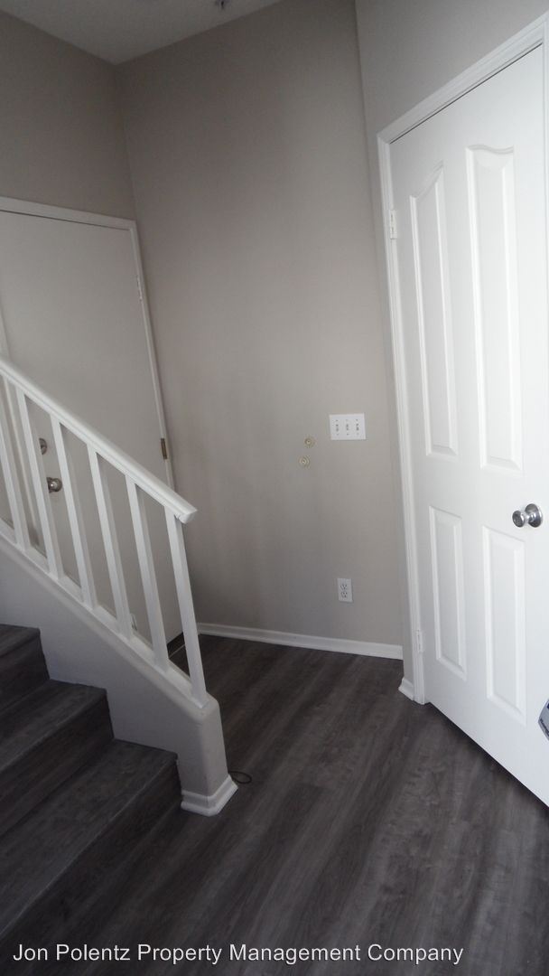 Building Photo - 2 br, 2 bath Apartment - 2435 Ternberry Ct.