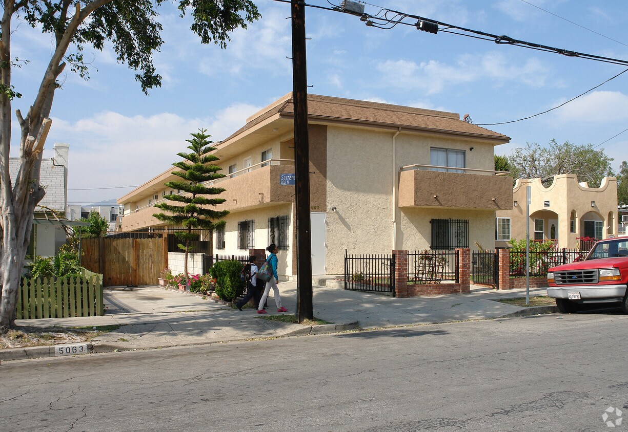Building Photo - 5057 Lemon Grove Ave