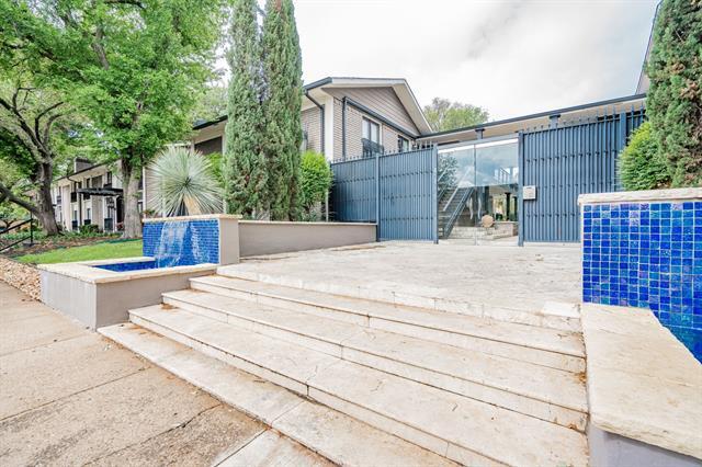 Primary Photo - 7809 Meadow Park Dr