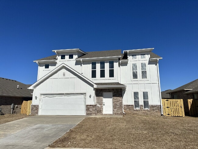 Building Photo - 2040 Tallgrass Ter