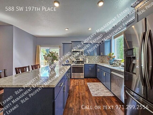 Building Photo - 588 SW 197th Pl