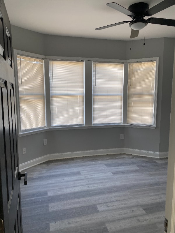 Building Photo - 4310 Ridgewood Ave