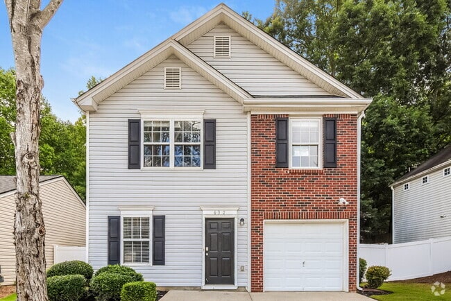 Building Photo - 632 Spanish Oak Dr