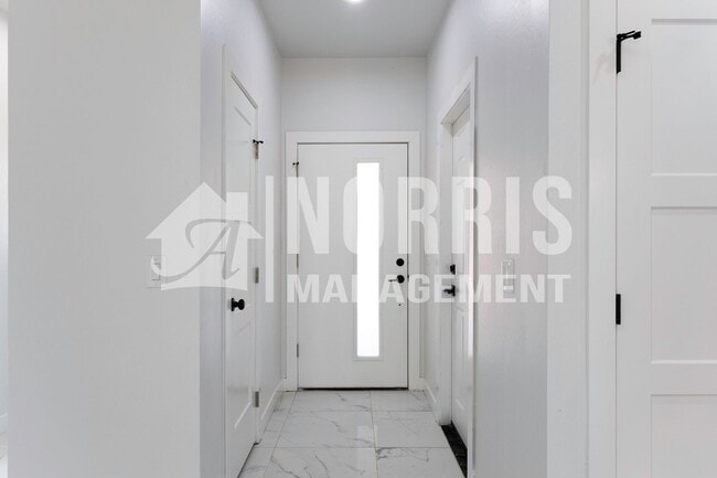 Building Photo - Beautiful Brand New Home