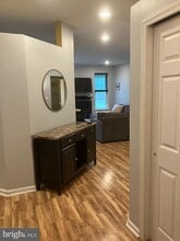 Building Photo - 7161 Elm Ct