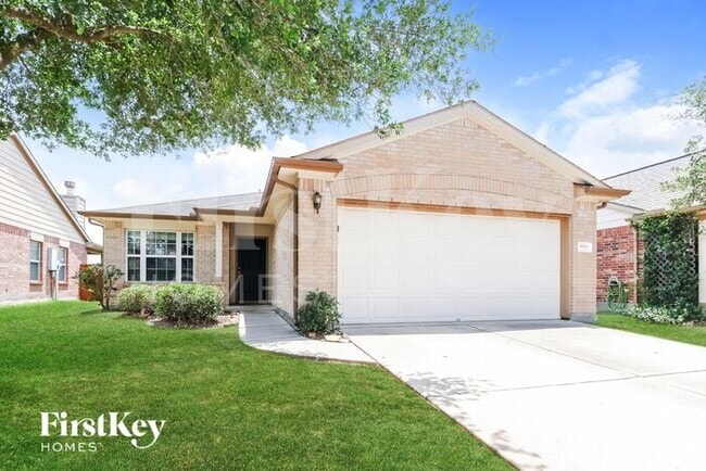 Building Photo - 9931 Fairlane Oaks Dr
