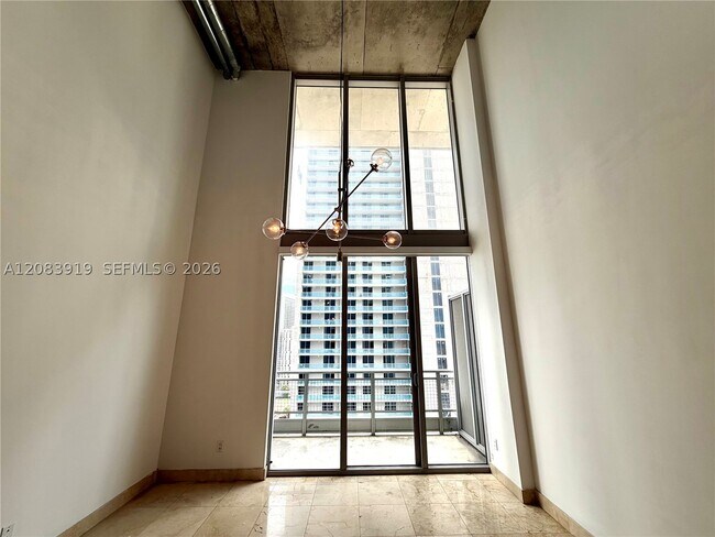 Building Photo - 690 SW 1st Ct
