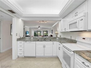 Building Photo - 1600 Misty Pines Cir
