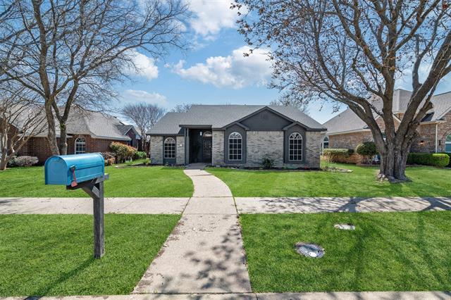 Primary Photo - 7829 Creekview Dr