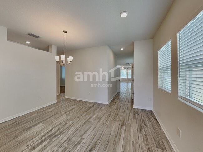 Building Photo - 6117 Voyagers Pl