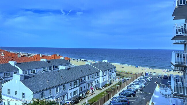 Foto del edificio - 675 Ocean Ave