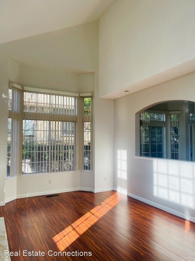Foto del edificio - 4 br, 3 bath House - 2373 Homestead Road