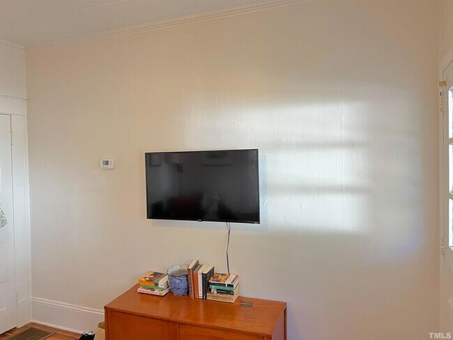Foto del edificio - 503 Cole Street Unit B
