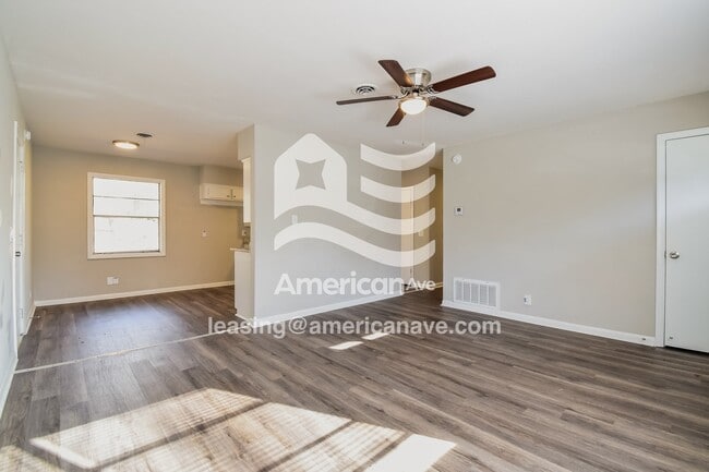 Building Photo - 4409 Forrest Rd