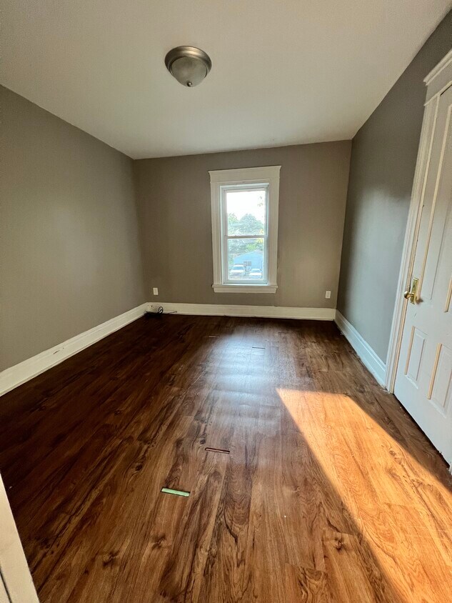 Foto del edificio - 634 Lansing St