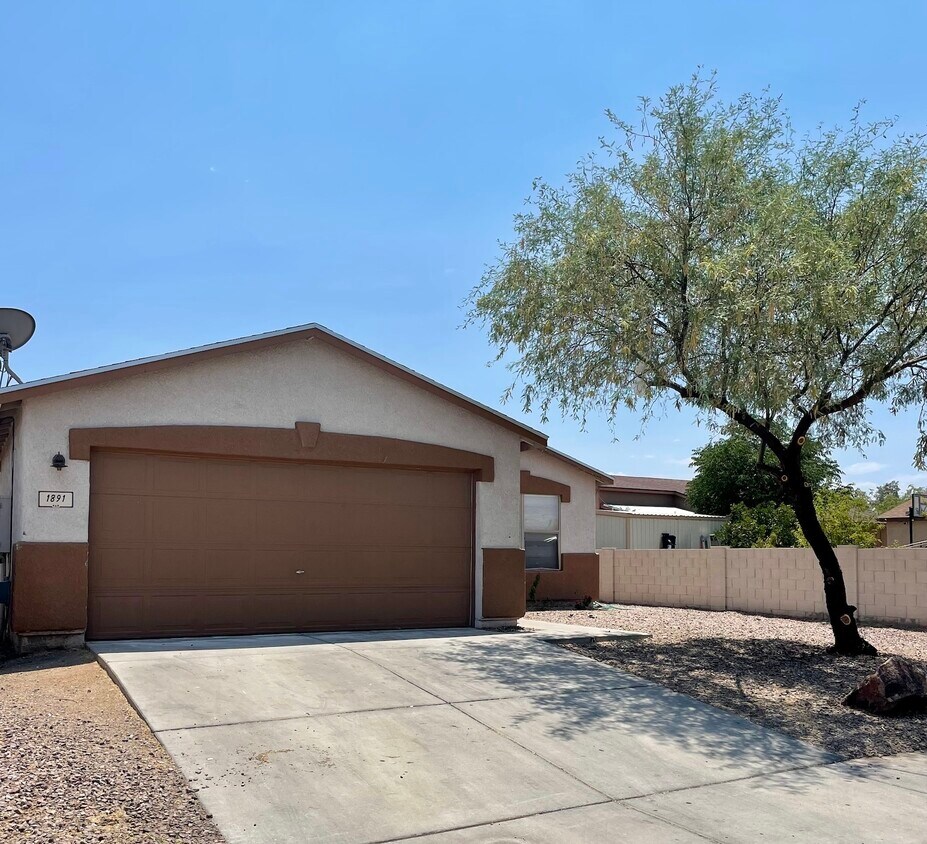1891 W Nava Dr, Tucson, AZ 85746 House for Rent in Tucson, AZ