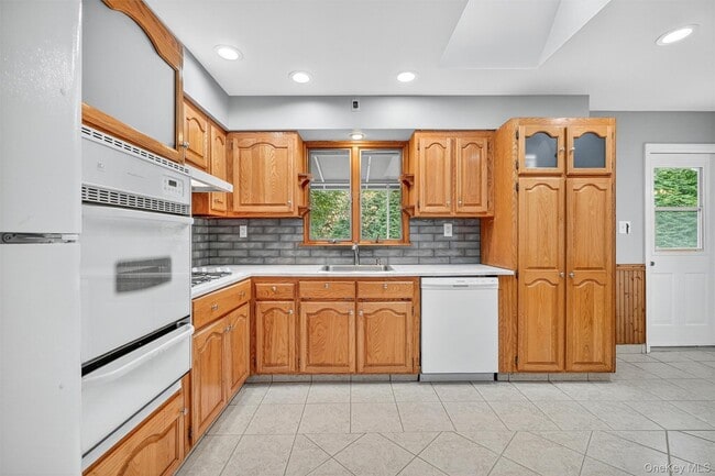 Building Photo - 1 Wesel Rd