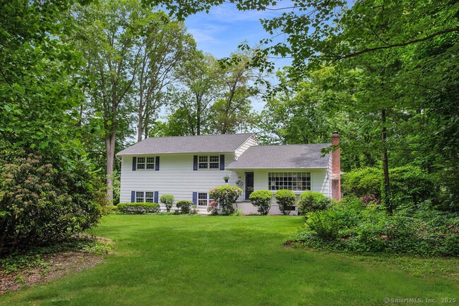 Building Photo - 39 Whiffle Tree Ln