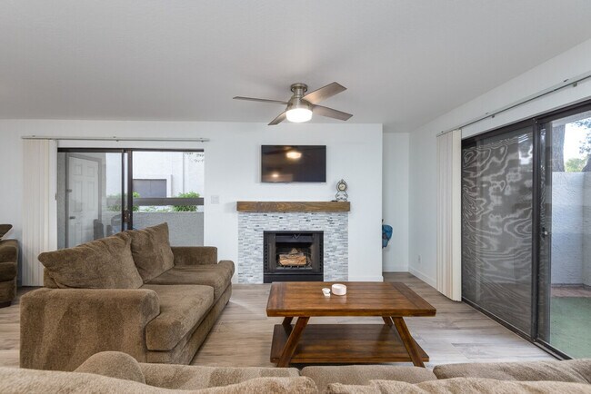 Foto del edificio - 2959 N 68th Pl