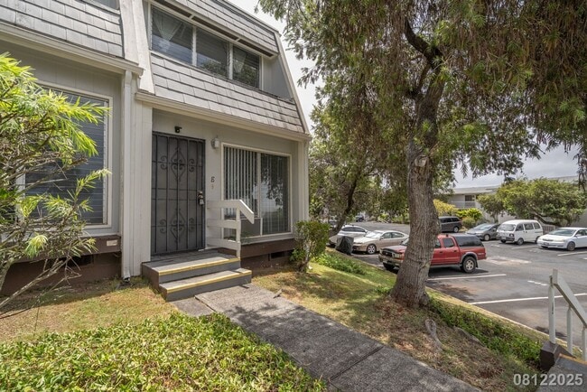 Building Photo - 2 Bed 1 Bath in Ridgeway