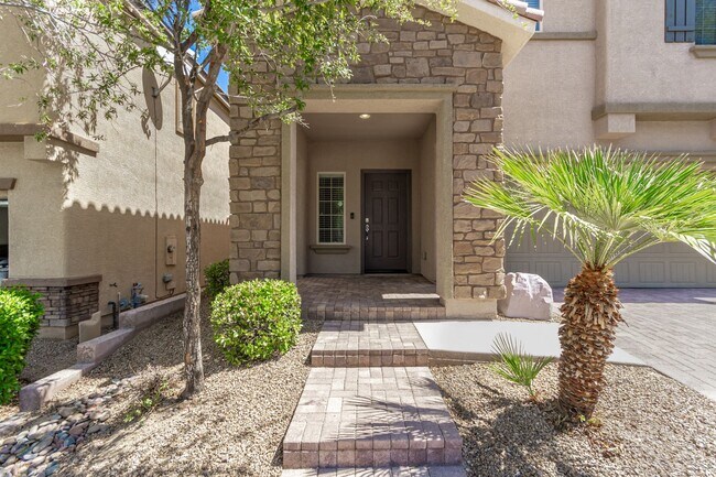 Building Photo - Stunning 3-Bedroom Anthem Gem with Loft, D...