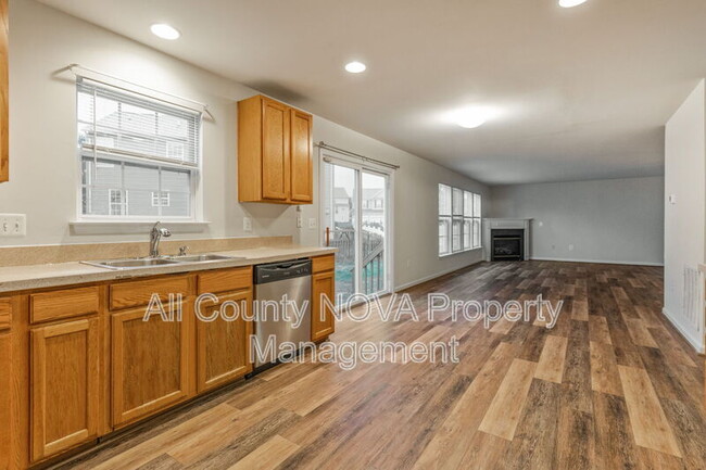 Building Photo - 9506 Whiteheart Dr