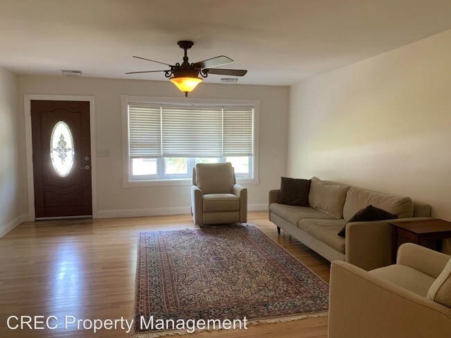Building Photo - 4 br, 3 bath House - 883 Melrose Drive