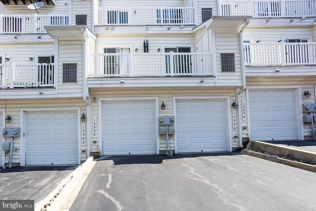 Building Photo - 13538 Waterford Hills Blvd