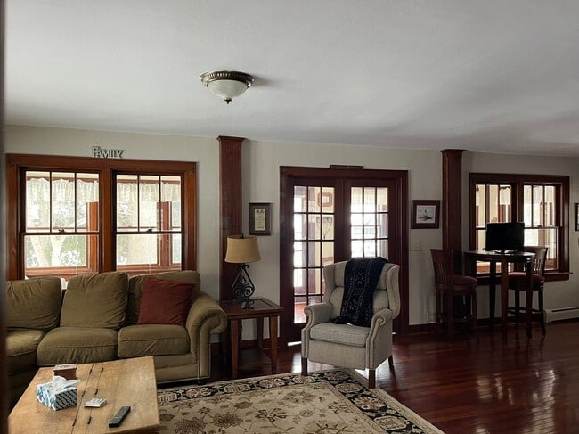 Foto del edificio - 4791 E Lake Rd