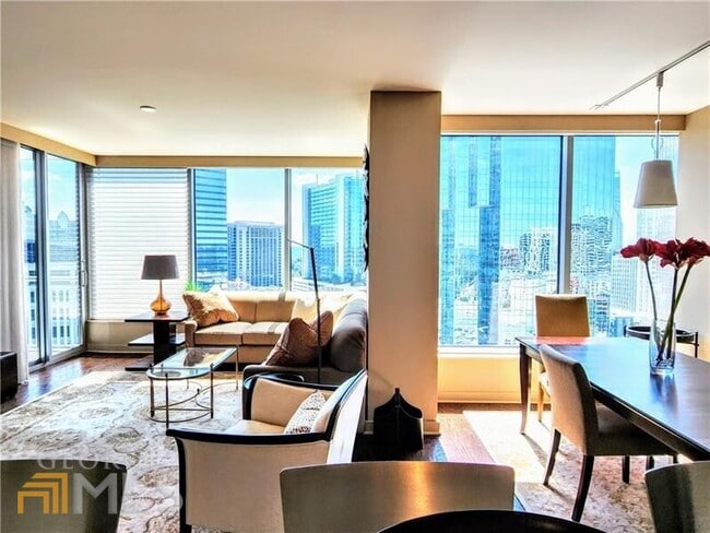 Foto del edificio - 3338 Peachtree Rd NE