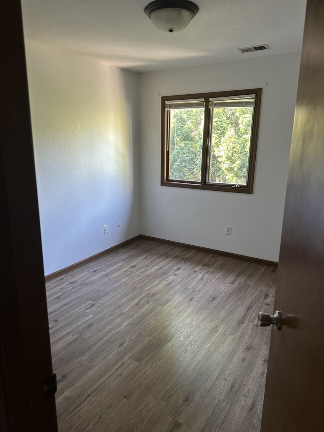 Foto del edificio - 5713 Tibaron Ln