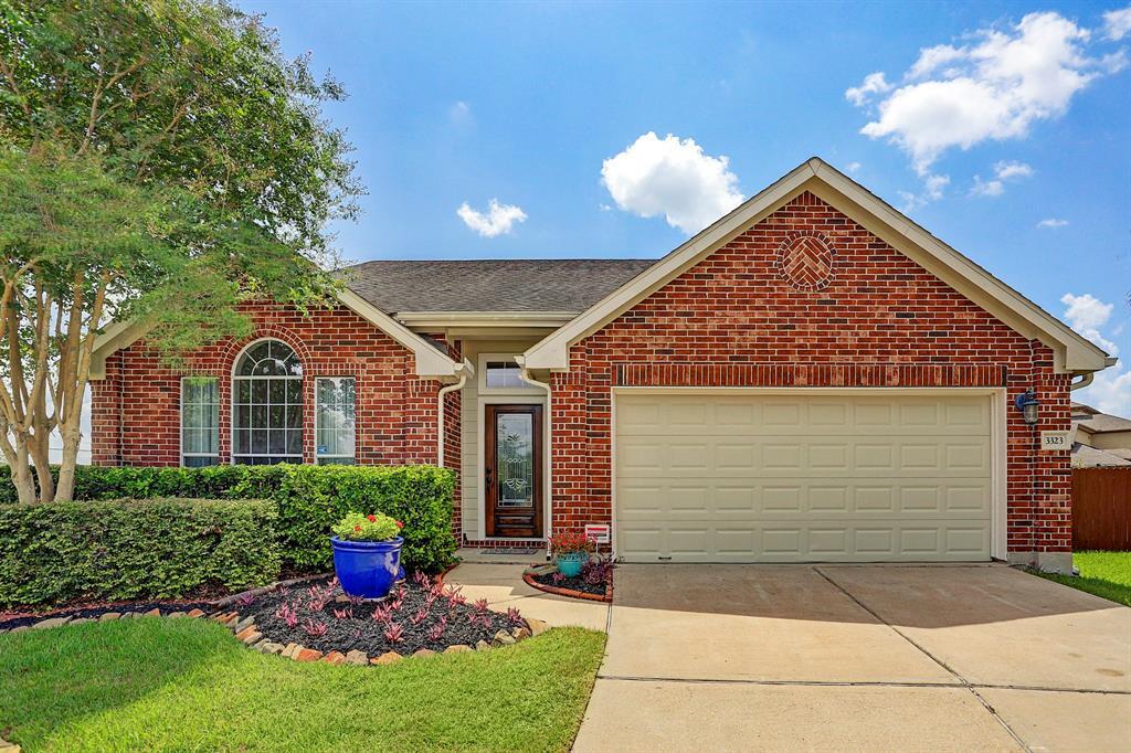 3323 Bright Landing Ln, Pearland, TX 77584 House Rental in Pearland