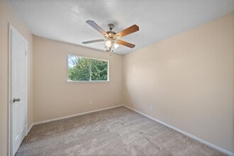 Building Photo - 7610 Weatherhill Ln